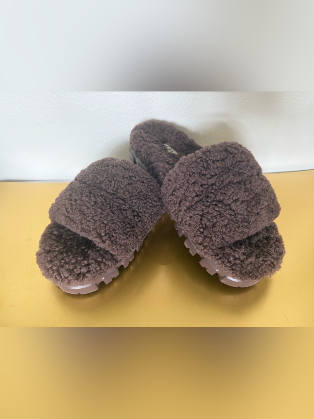 UGG Cozetta Curly Slide Slippers Chestnut NWOB Size 8